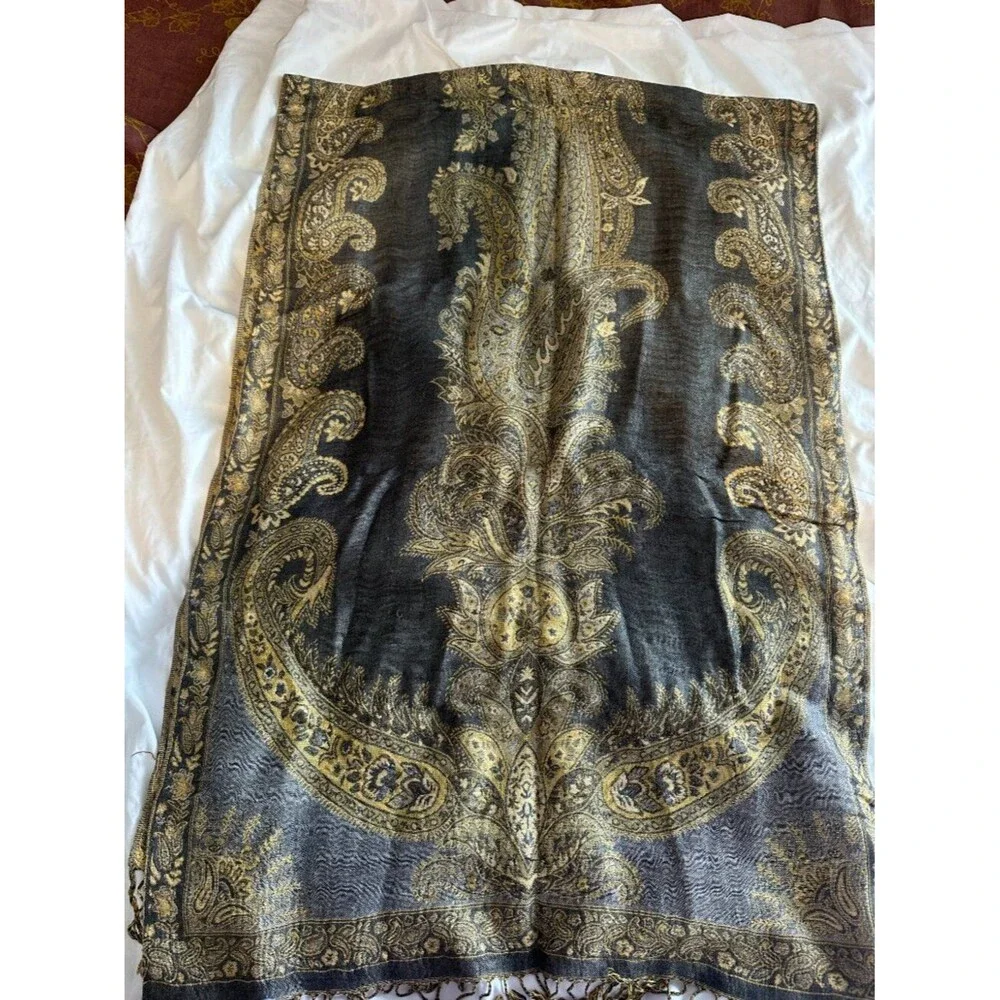 Vintage Paisley Pashmina Style Scarf Shawl Wrap Black Gold Boho Elegant Fringe